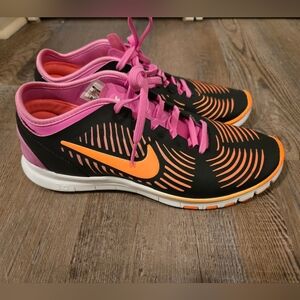 Nike Women's Black and Pink and Orange Sneakers Size 7.5